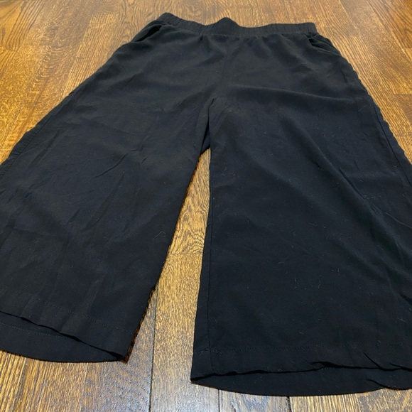 Like new gaucho pants with pockets - Picture 2 of 9